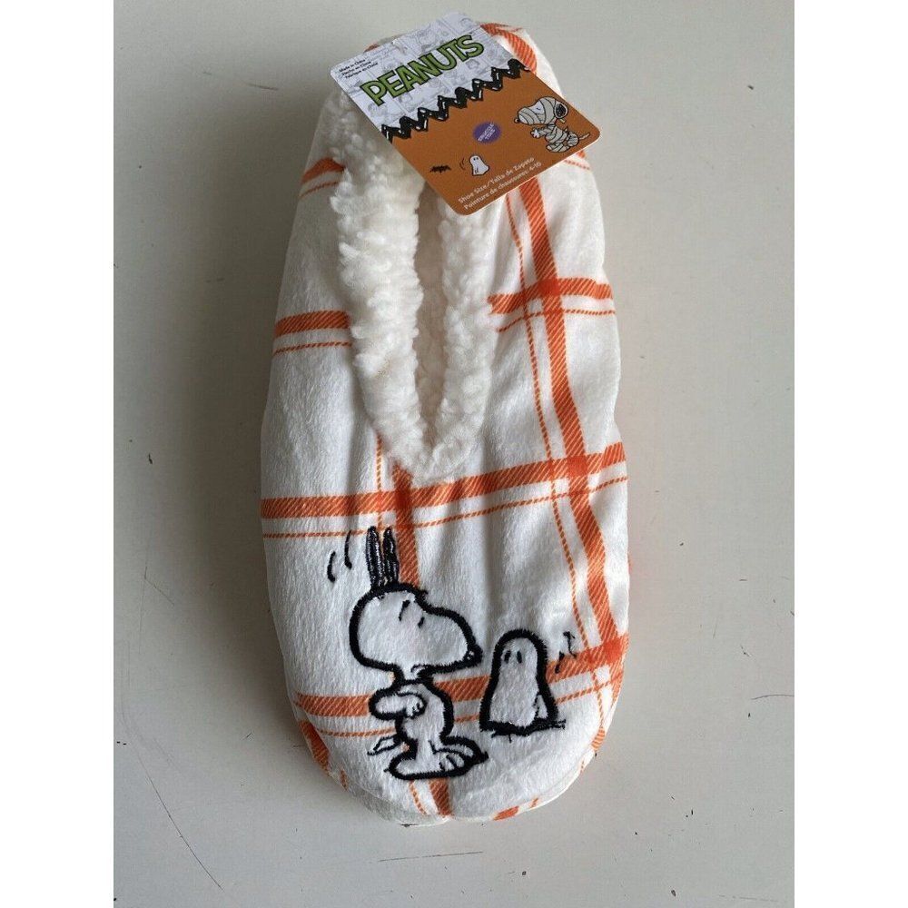Peanuts Snoopy Ghost Halloween Snuggle Toes Slipper Socks Sz 4-10 Super Soft NEW